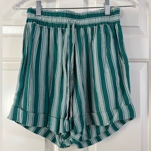 LA CONFECTION STRIPED SHORTS